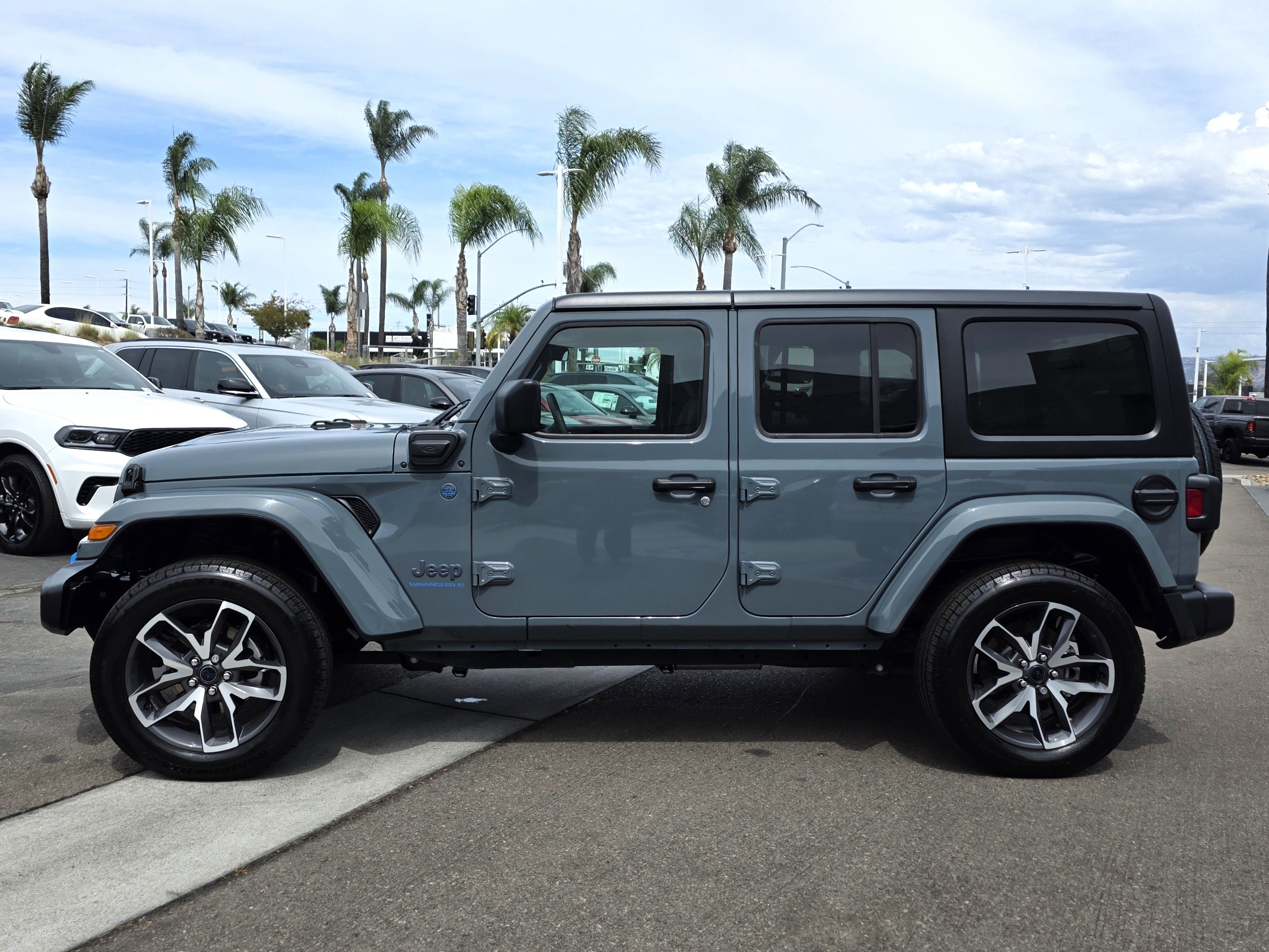 Certified 2024 Jeep Wrangler Sport S image 2