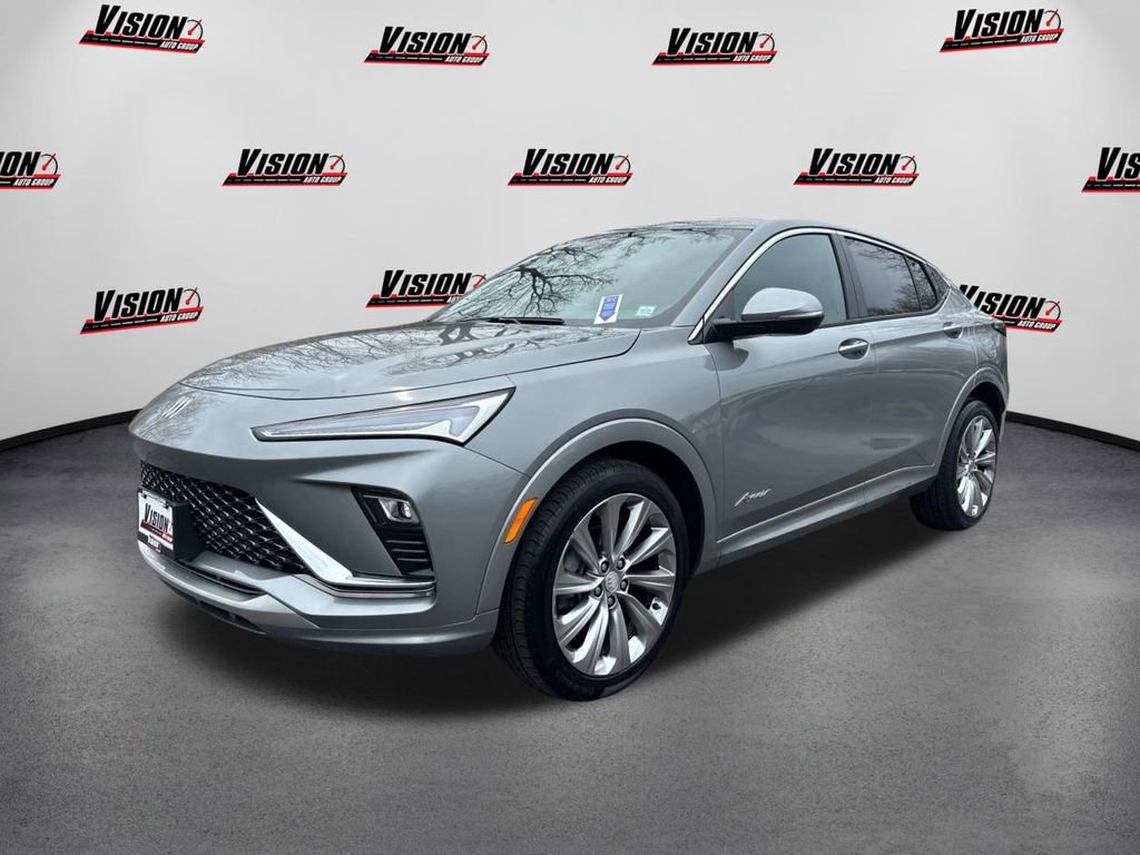 Used 2024 Buick Envista Avenir image 1