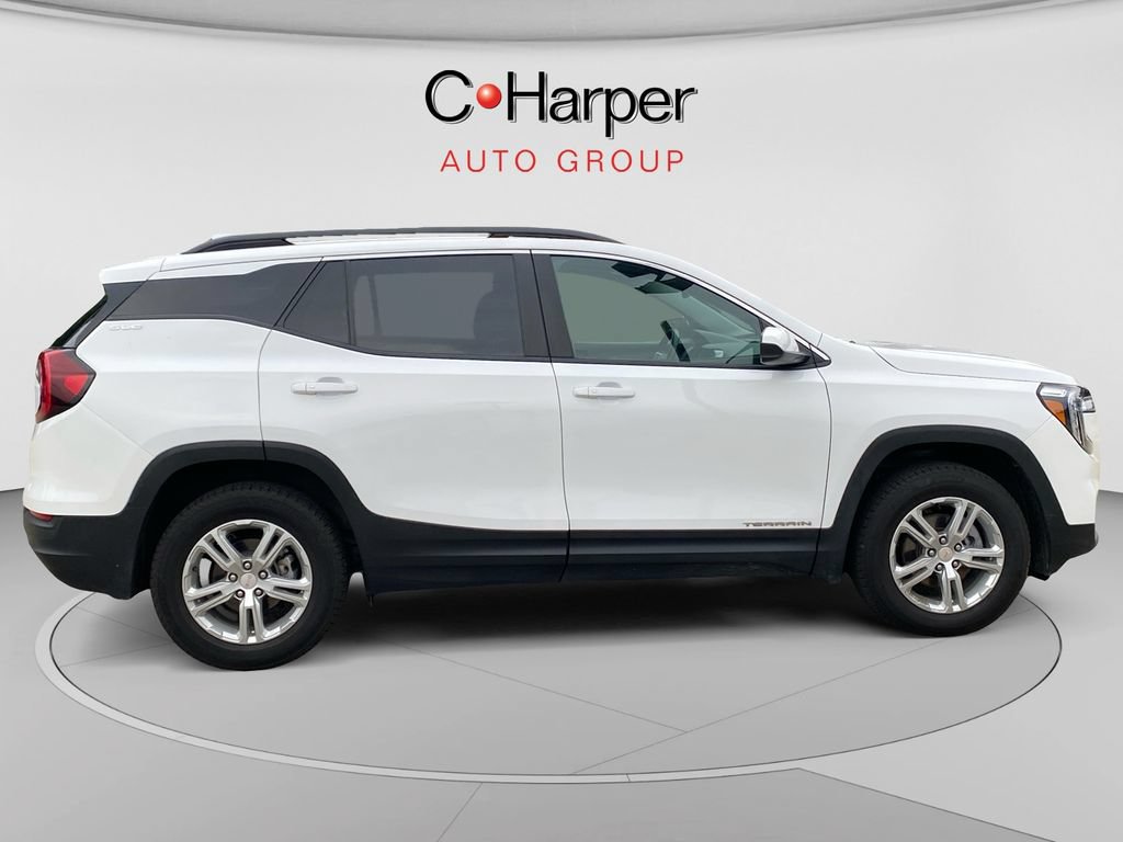 Certified 2023 GMC Terrain SLE w/ Driver Convenience Package AWD/4WD image 2