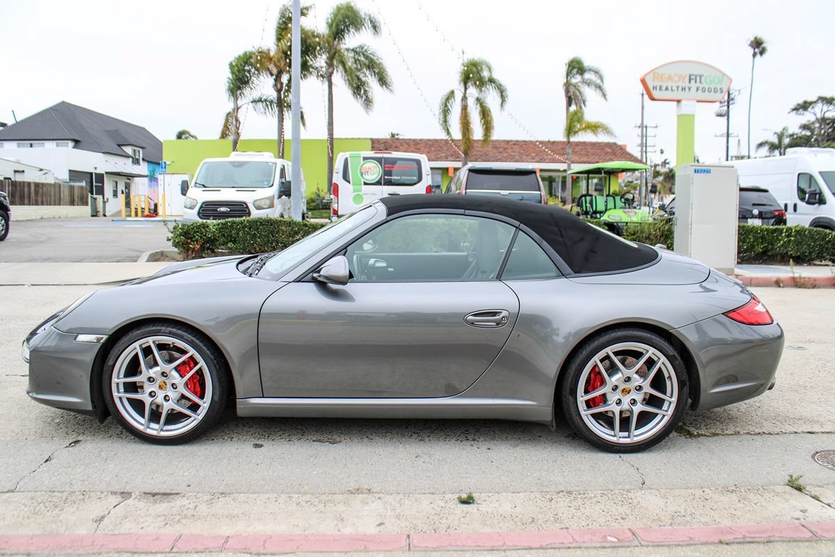 Used 2010 Porsche 911 Carrera S RWD image 12