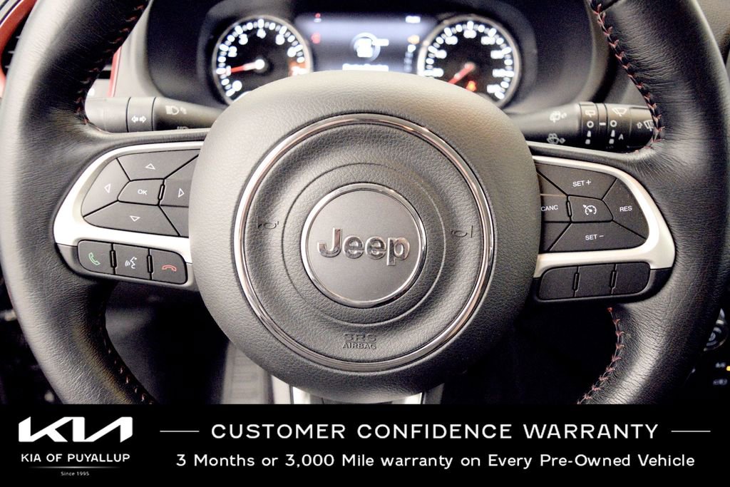 Used 2018 Jeep Renegade Trailhawk AWD/4WD image 26