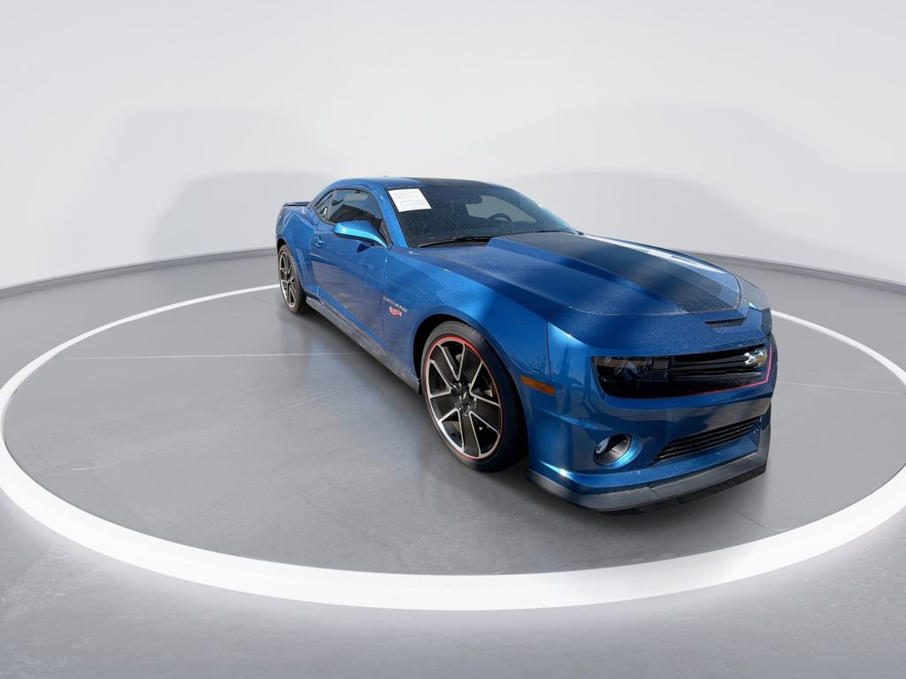 Used 2013 Chevrolet Camaro SS w/ Hot Wheels Special Edition image 2