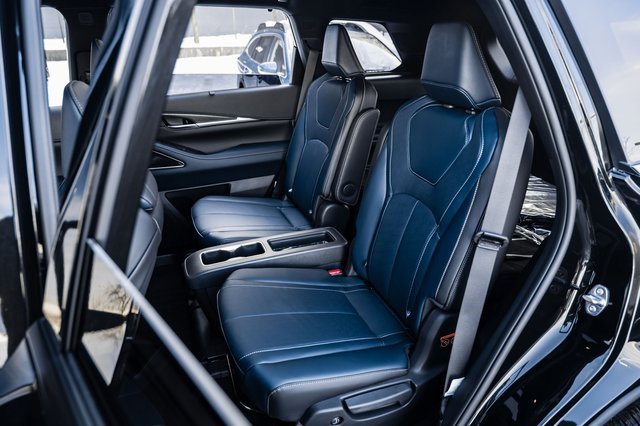 New 2026 INFINITI QX60 Sport image 12