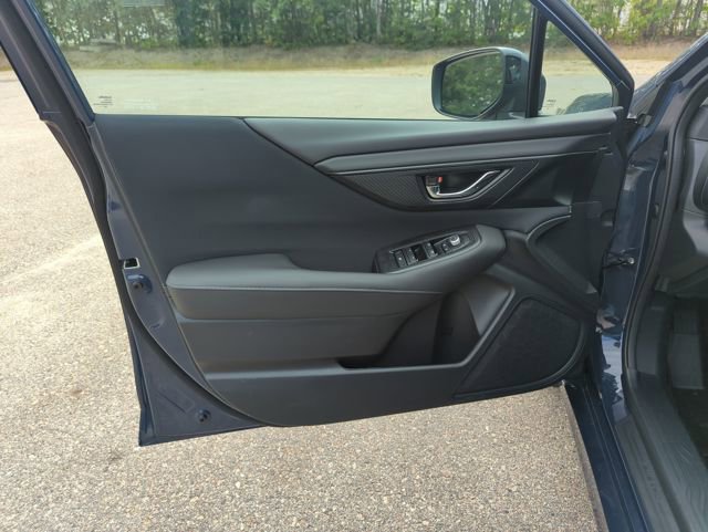 Used 2025 Subaru Legacy Premium image 12