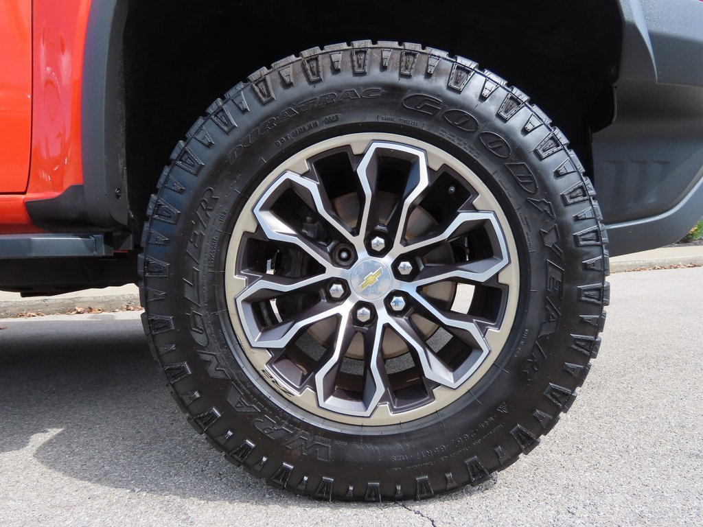 Used 2019 Chevrolet Colorado ZR2 image 18