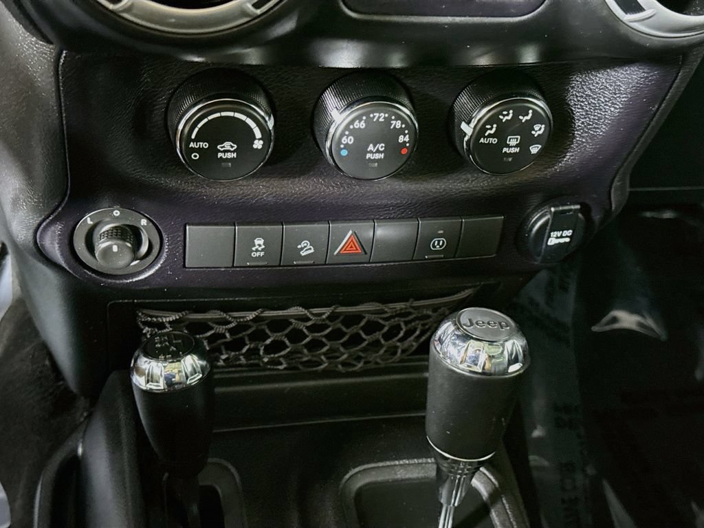 Used 2014 Jeep Wrangler Sahara w/ Trailer Tow Group AWD/4WD image 7