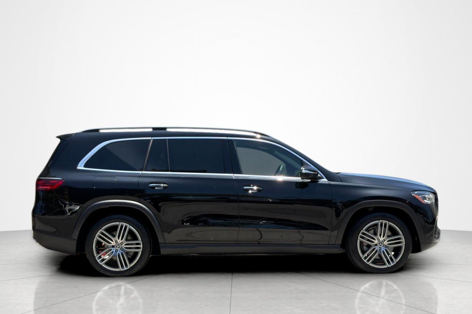 Used 2026 Mercedes-Benz GLS 450 4MATIC image 6