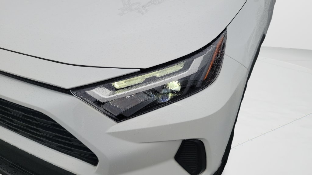 Used 2023 Toyota RAV4 XLE FWD image 23