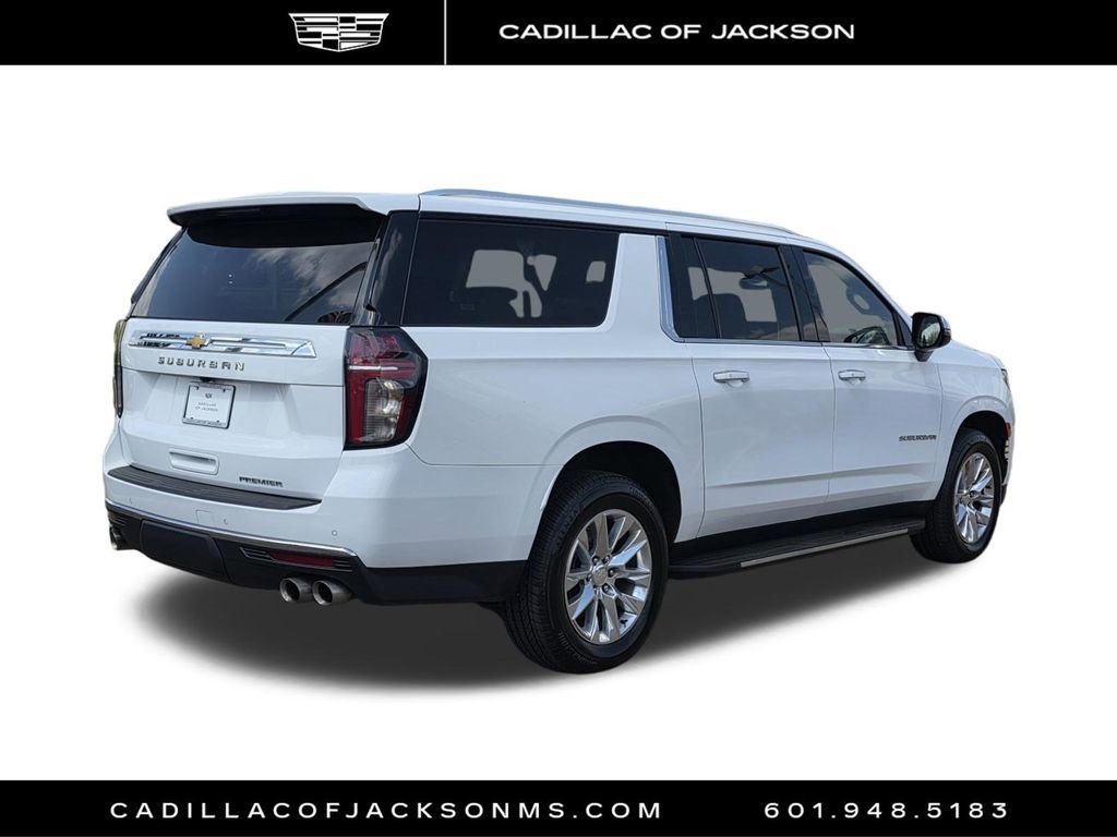Used 2023 Chevrolet Suburban Premier image 7