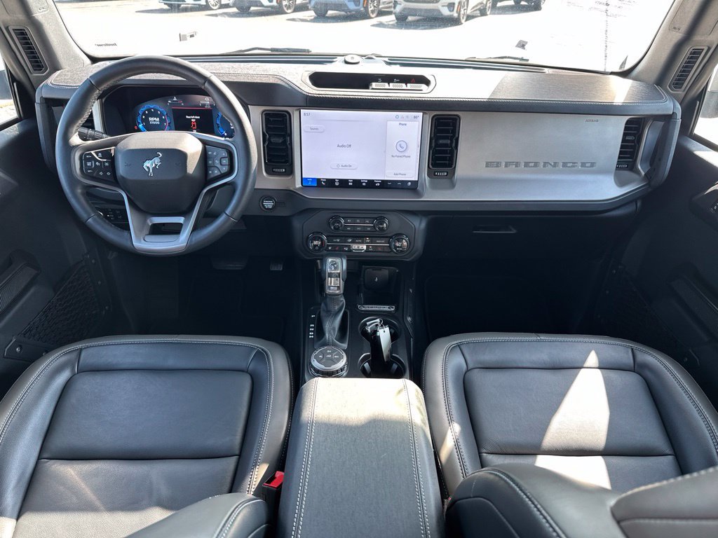 Used 2025 Ford Bronco Outer Banks AWD/4WD image 17
