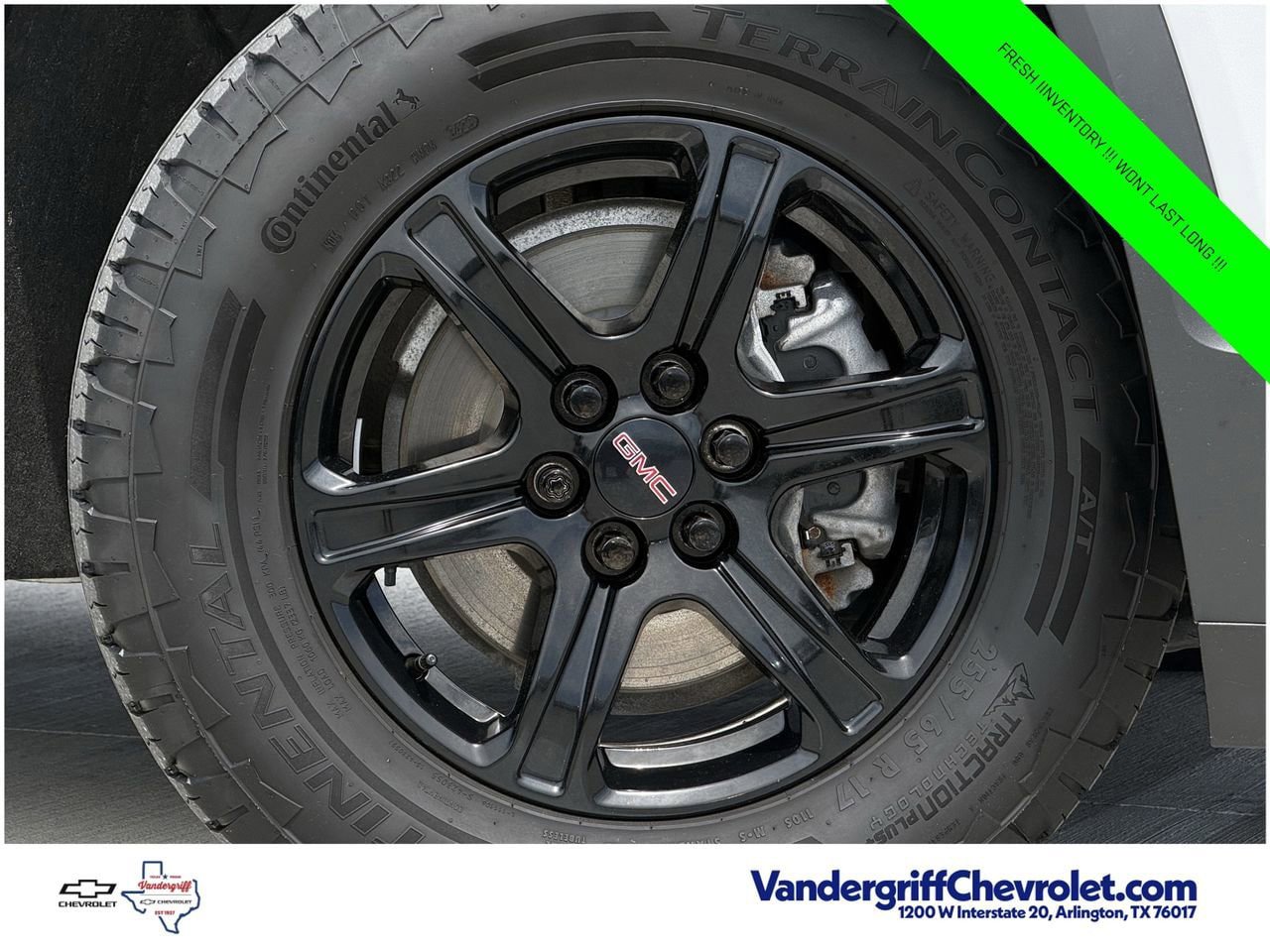 Certified 2023 GMC Acadia AT4 w/ Trailering Package AWD/4WD image 9