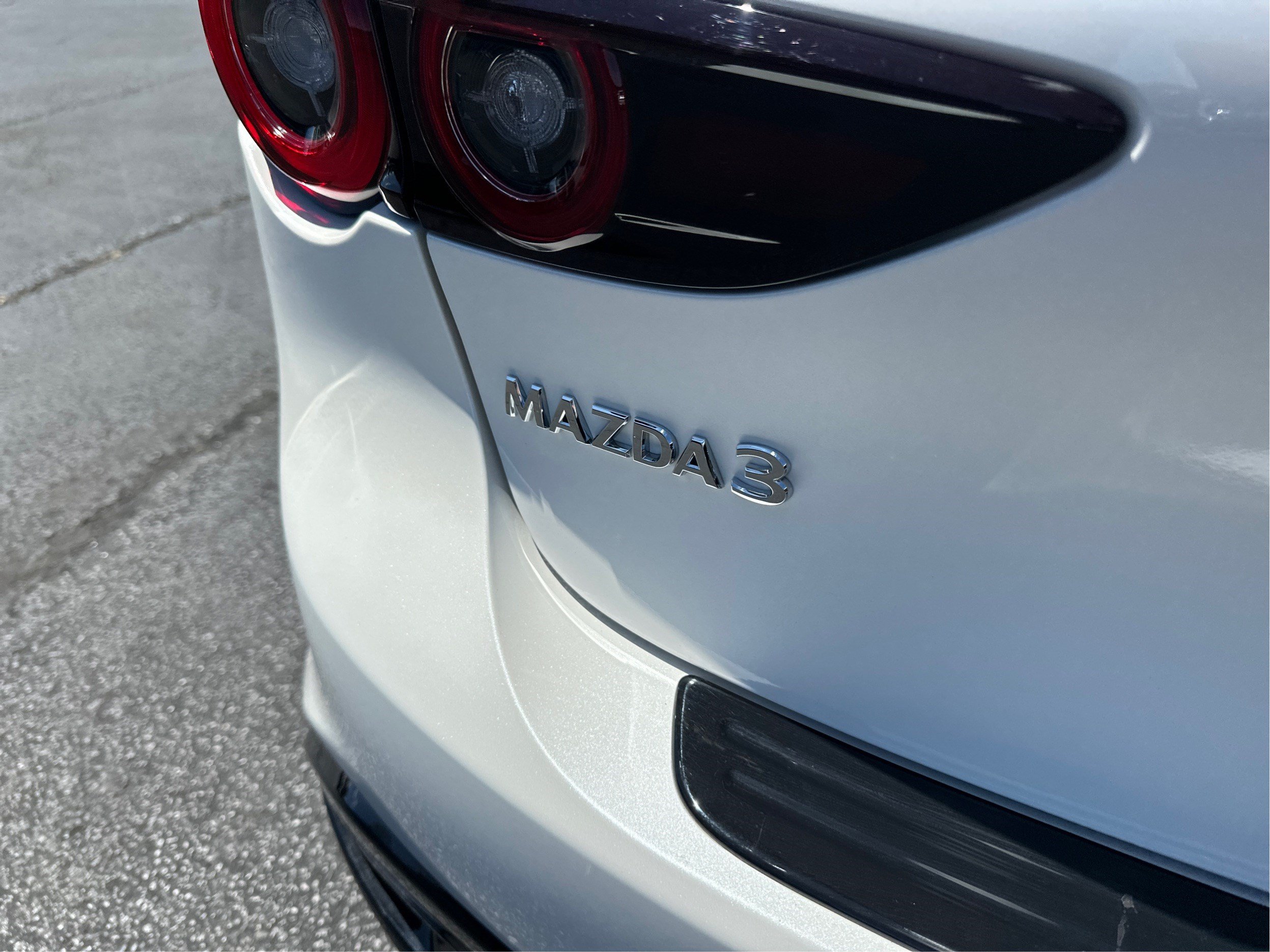 Certified 2026 MAZDA MAZDA3 2.5 S Hatchback w/ Premium Pkg FWD image 27
