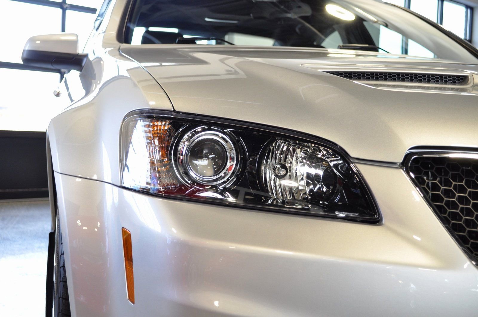 Used 2009 Pontiac G8 GXP image 9