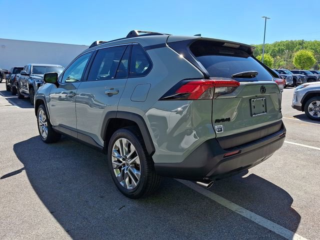 Certified 2021 Toyota RAV4 XLE Premium AWD/4WD image 4