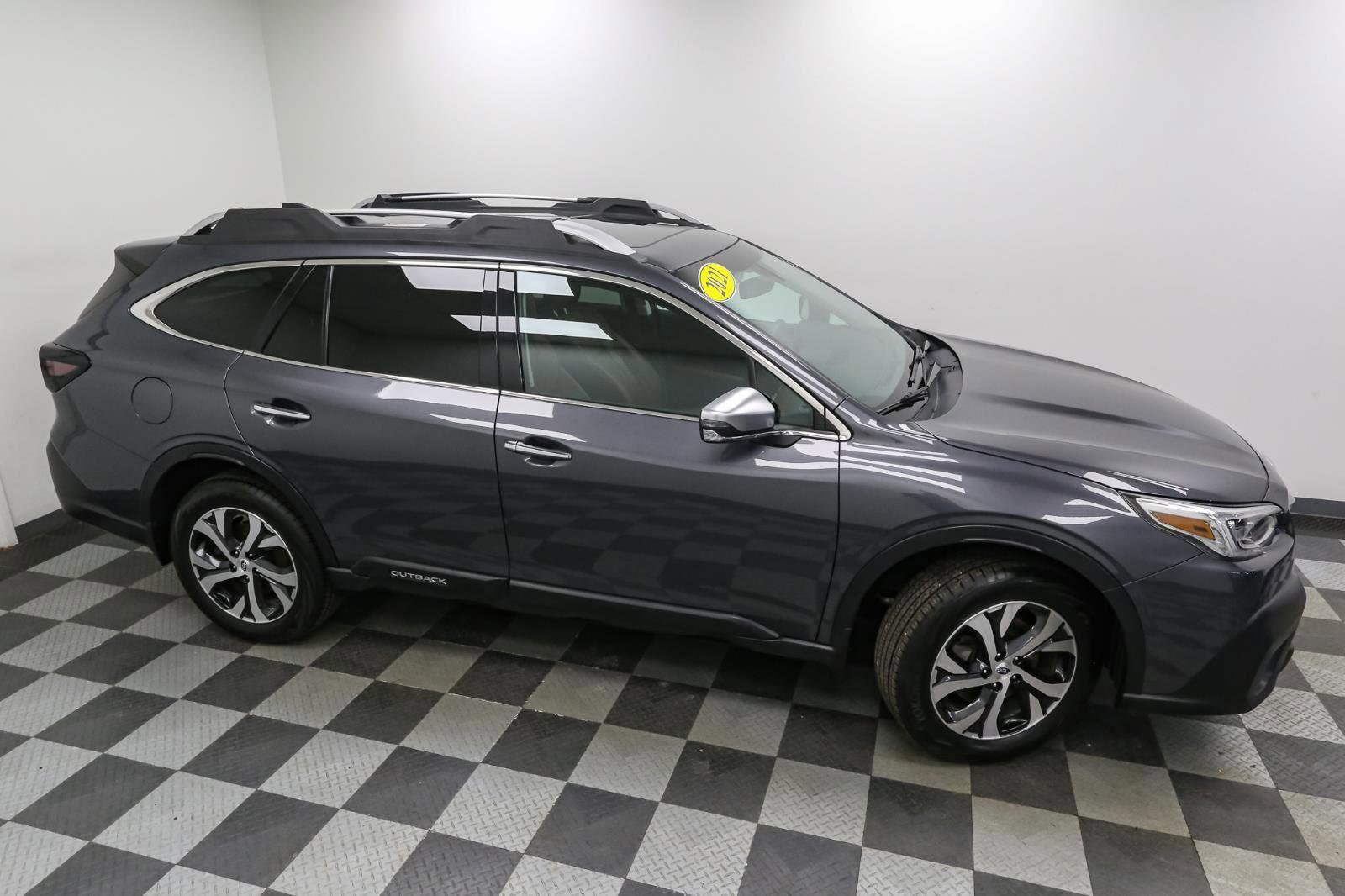 Used 2021 Subaru Outback Touring image 5