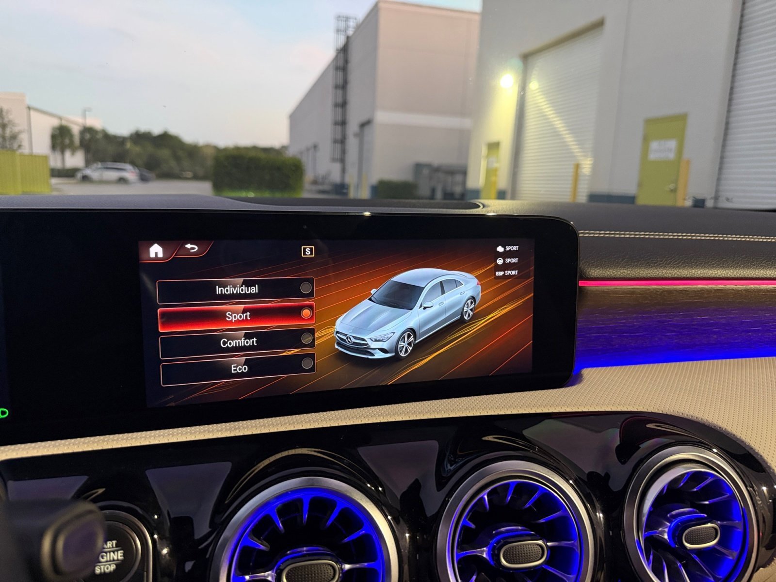 Used 2022 Mercedes-Benz CLA 250 image 33