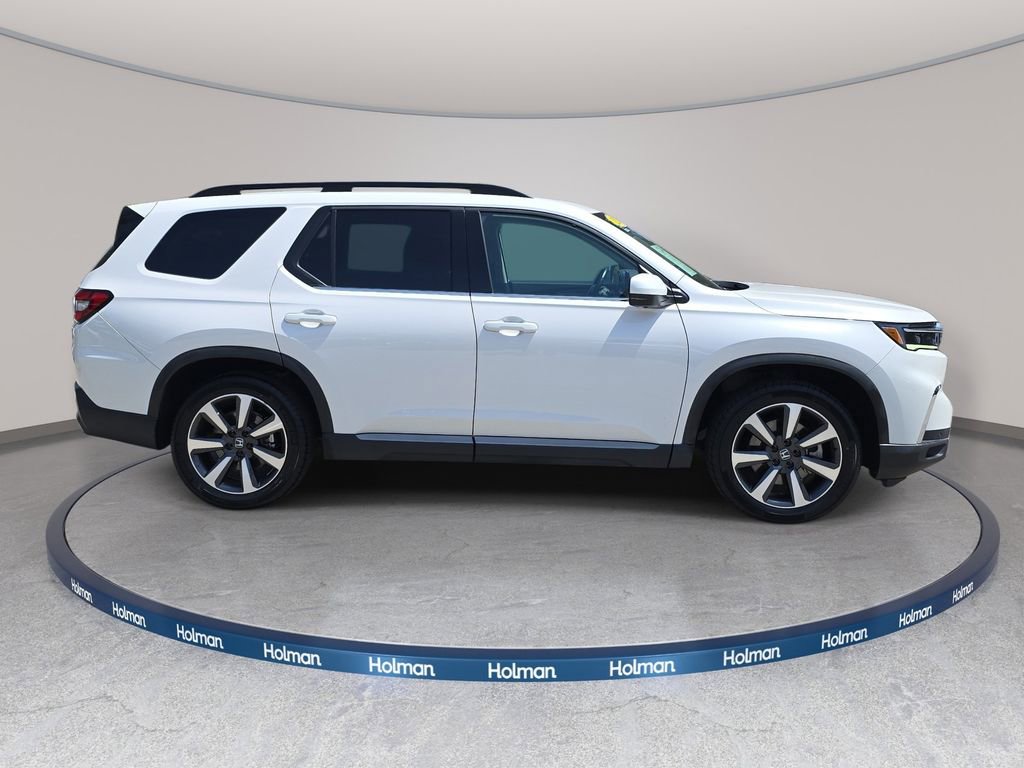 Used 2023 Honda Pilot Elite image 5