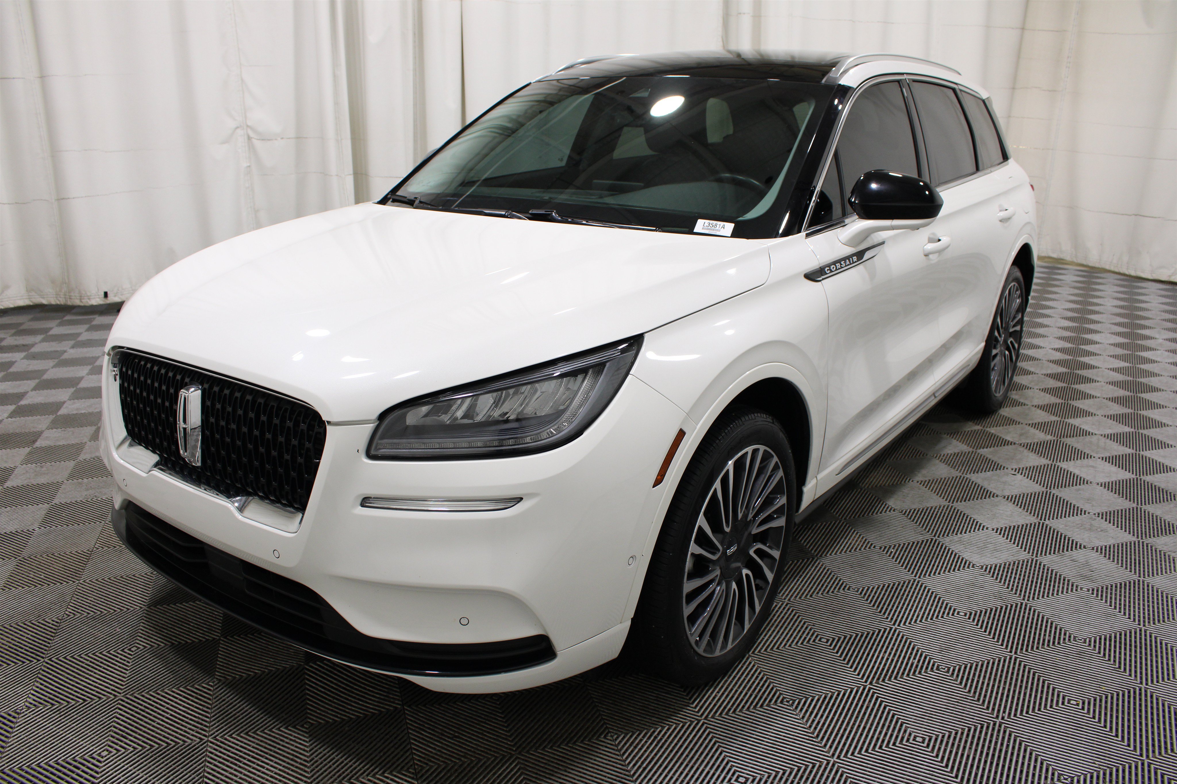 Certified 2022 Lincoln Corsair AWD w/ Premium Package image 34