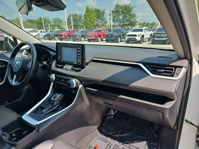 Certified 2022 Toyota RAV4 XLE Premium FWD image 33