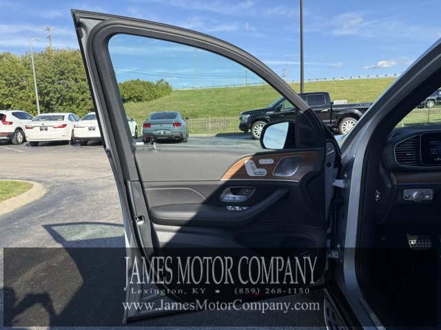 Certified 2025 Mercedes-Benz GLS 450 4MATIC image 10