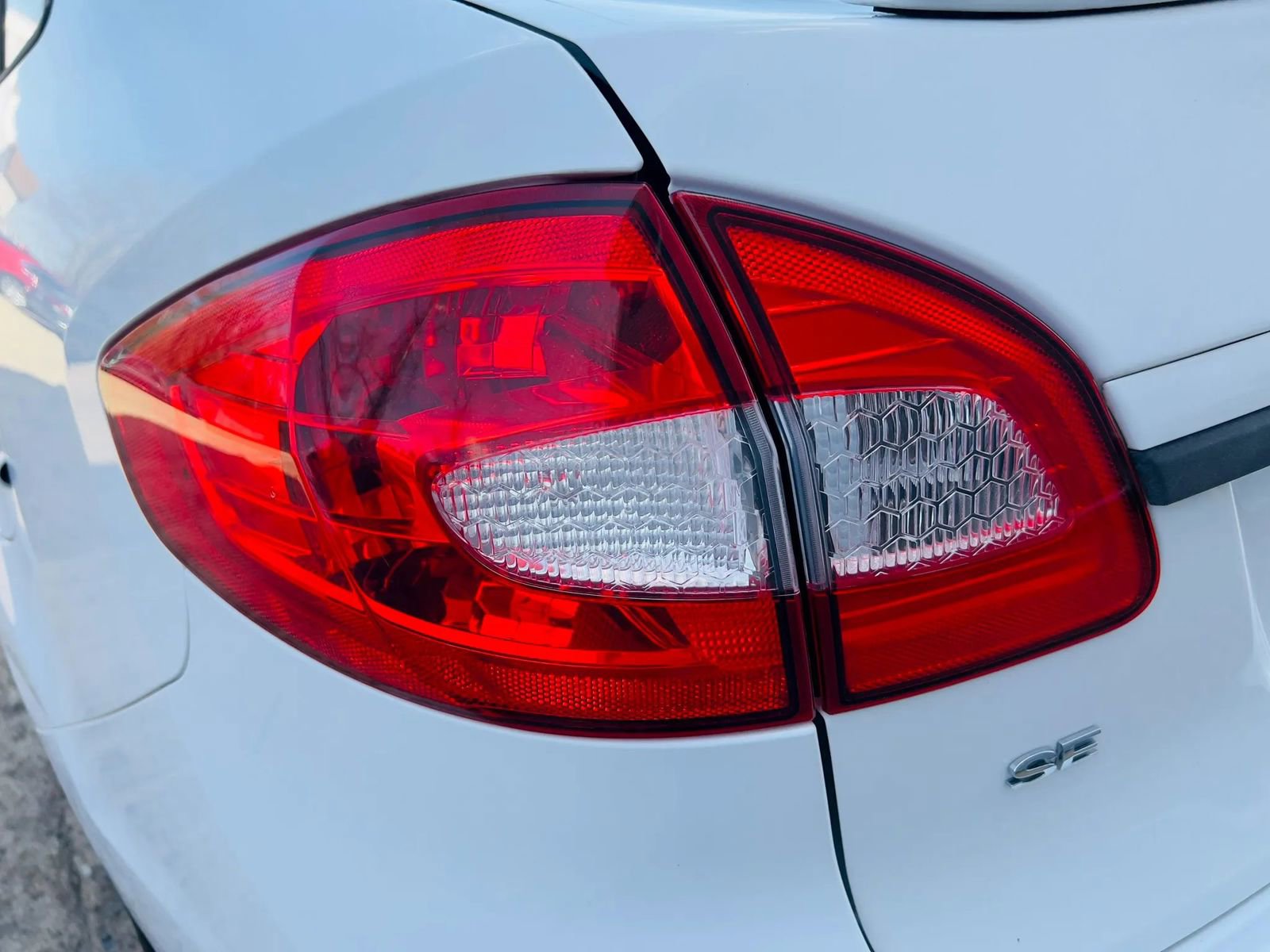 Used 2011 Ford Fiesta SE w/ 202A Rapid Spec Order Code image 8