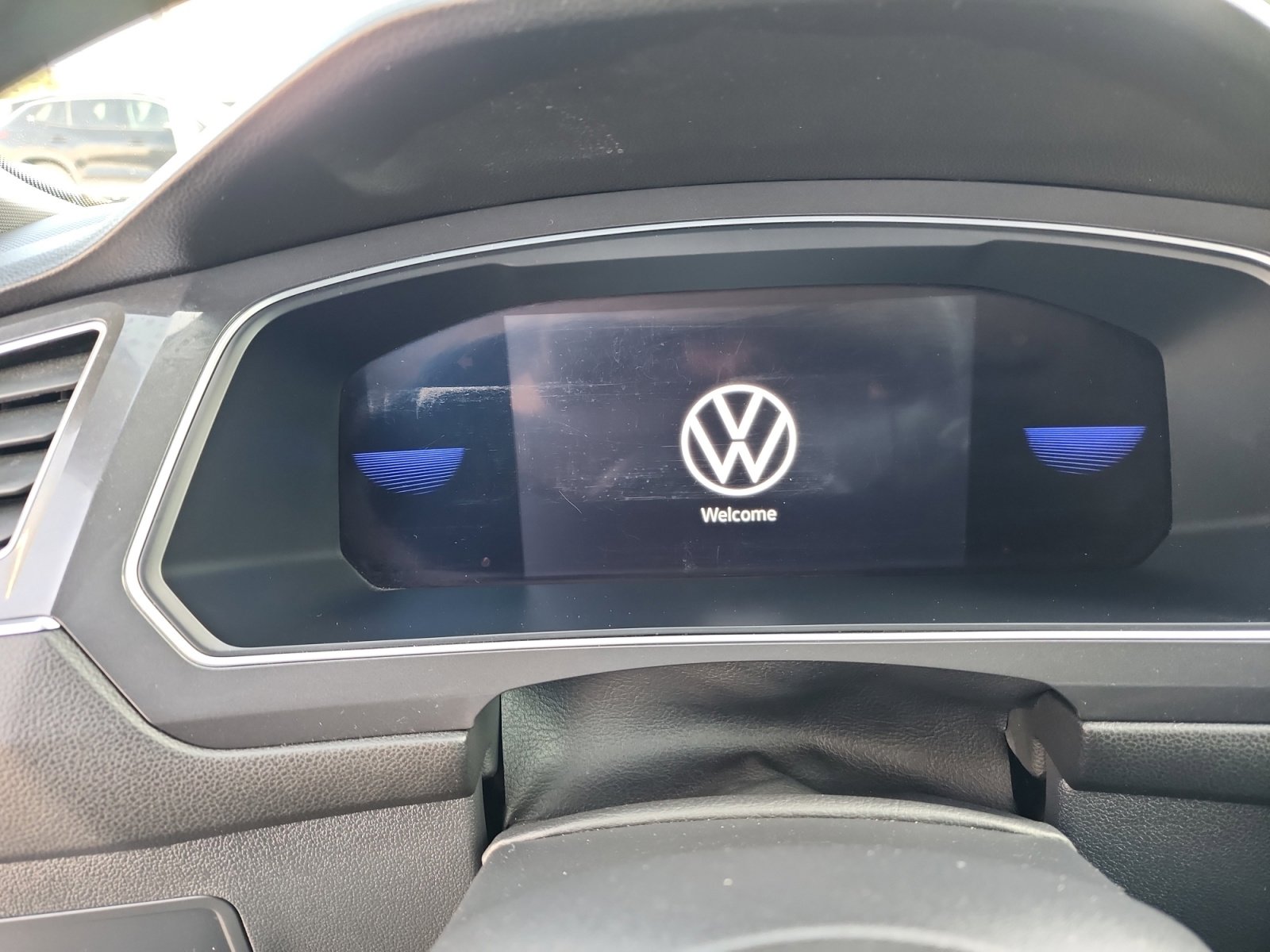 Certified 2023 Volkswagen Tiguan SE R-Line image 11