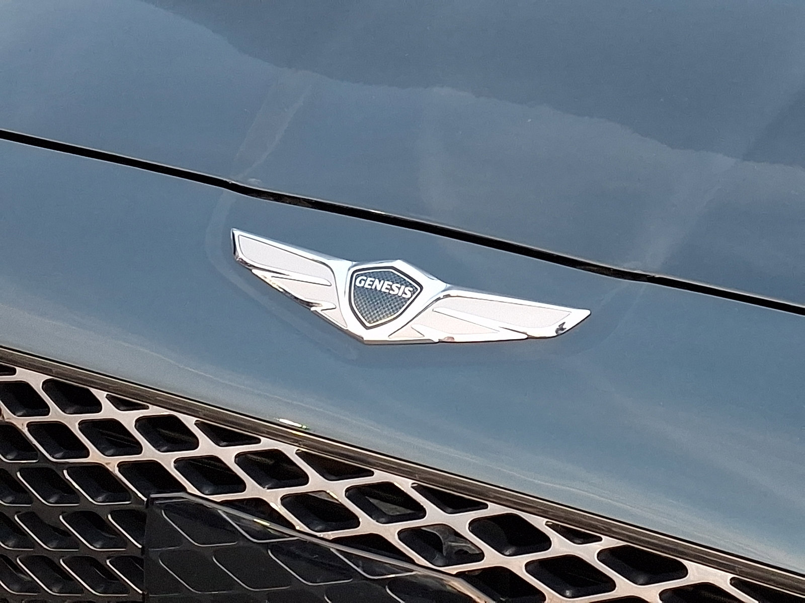 Certified 2023 Genesis G70 2.0T w/ Sport Prestige Package image 8