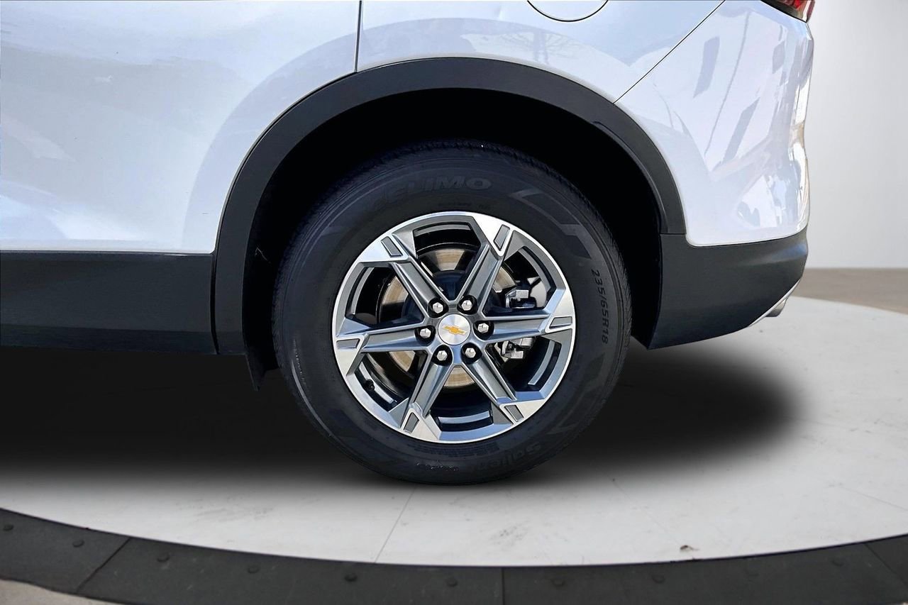 Used 2024 Chevrolet Blazer LT image 34