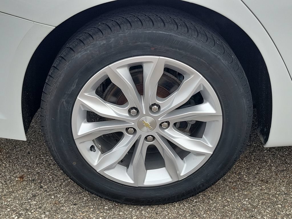 Used 2020 Chevrolet Malibu LT FWD image 31