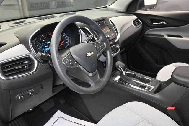 Used 2023 Chevrolet Equinox LS w/ LS Convenience Package FWD image 14