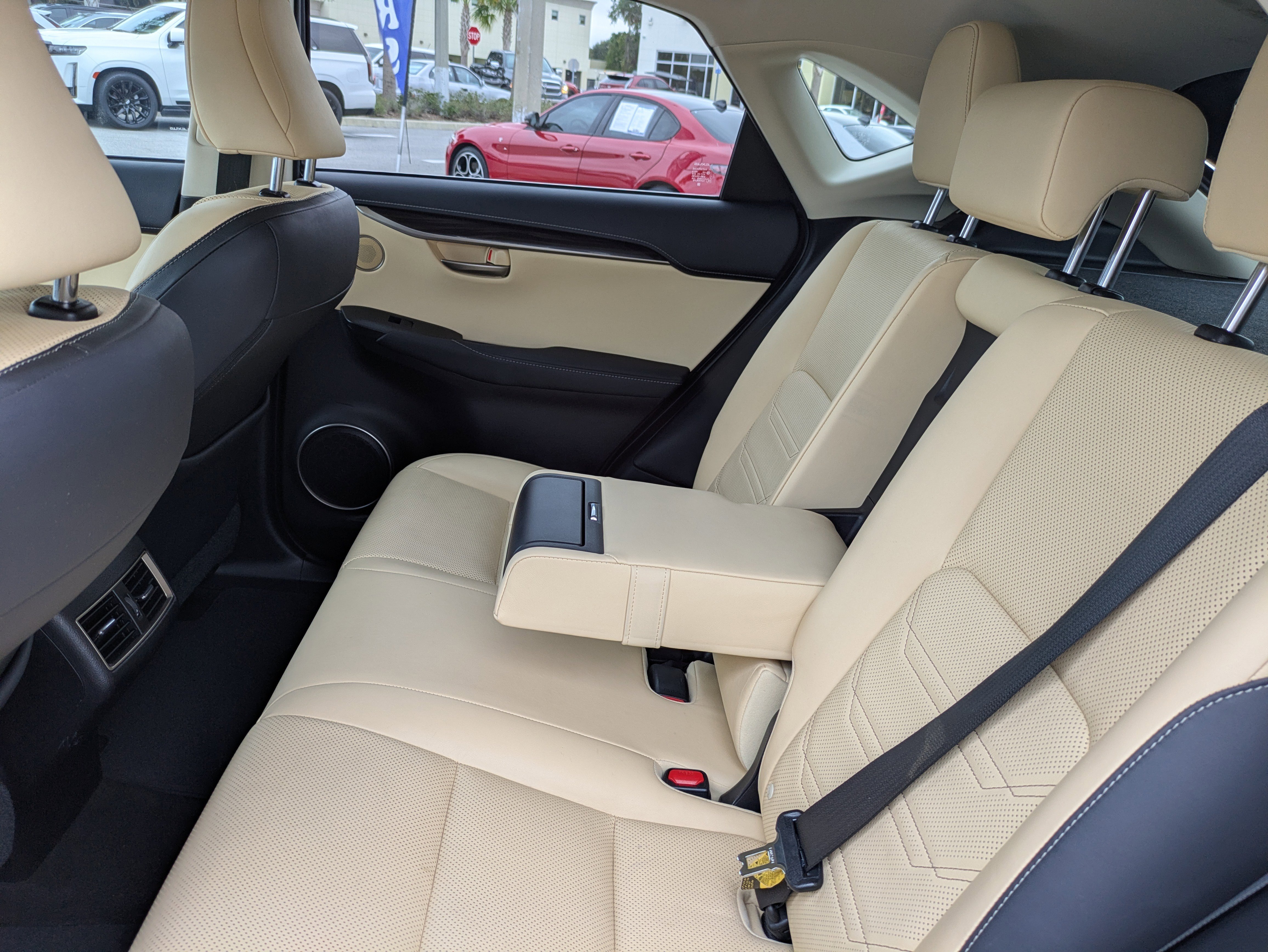 Used 2015 Lexus NX 200t FWD image 16