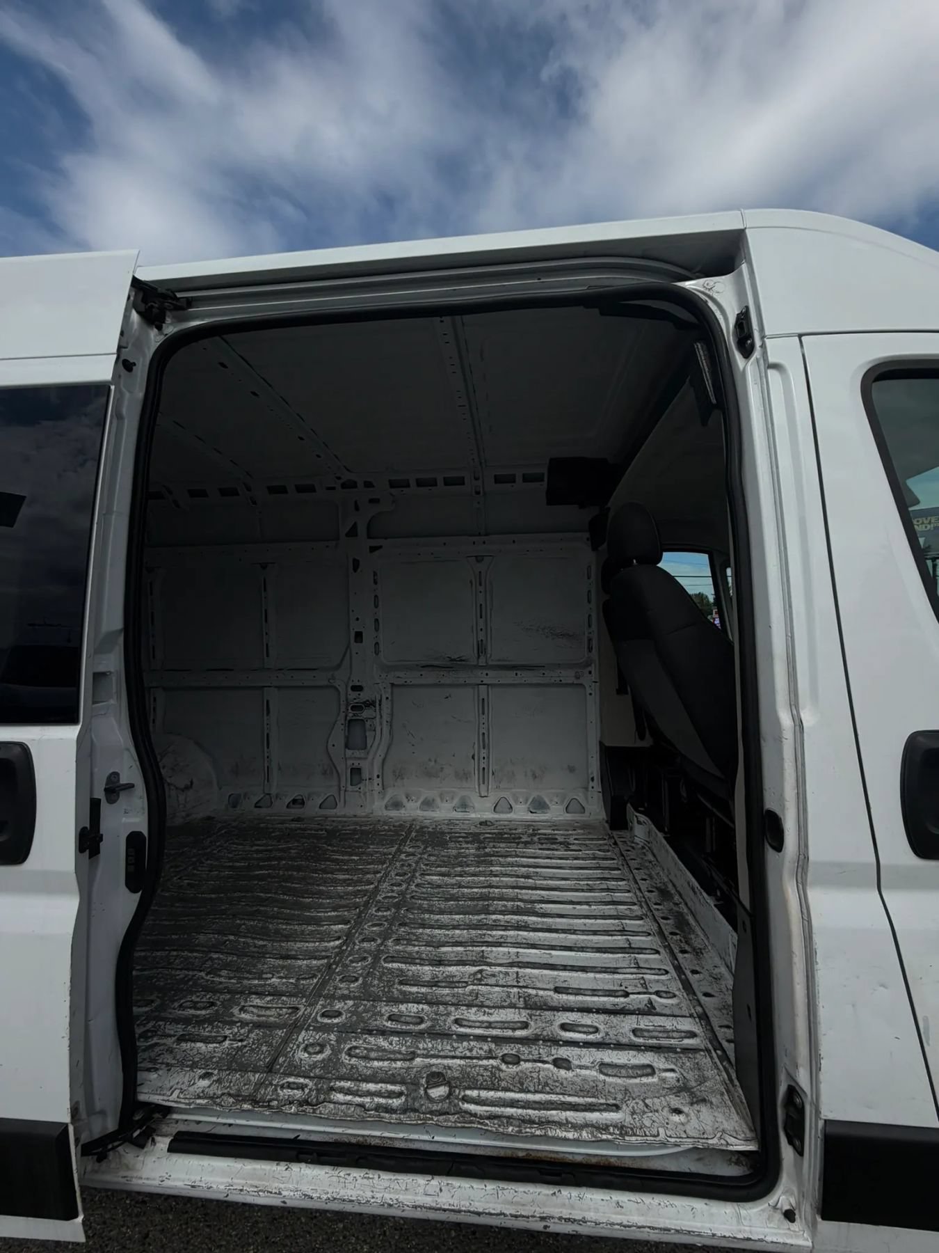 Used 2021 RAM ProMaster 2500 FWD image 24