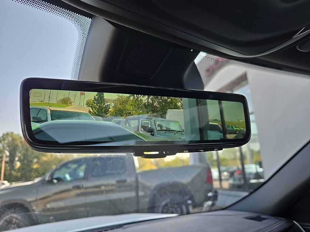 New 2025 Jeep Grand Cherokee Limited w/ Luxury Tech Group II image 72