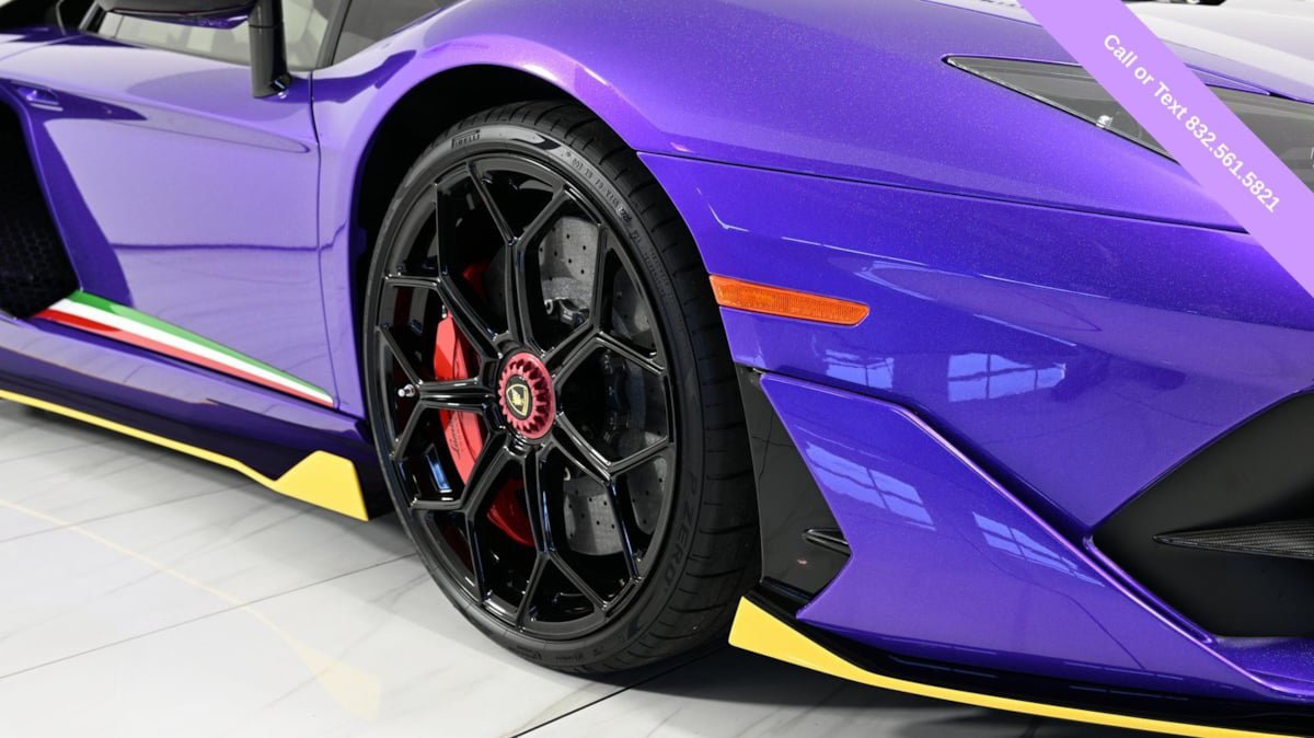 Used 2021 Lamborghini Aventador SVJ AWD/4WD image 44