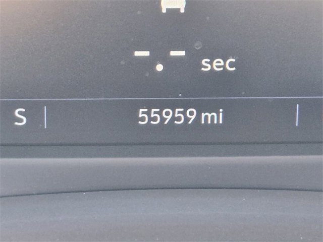 Used 2020 Cadillac XT4 Premium Luxury w/ Driver Awareness Package image 29