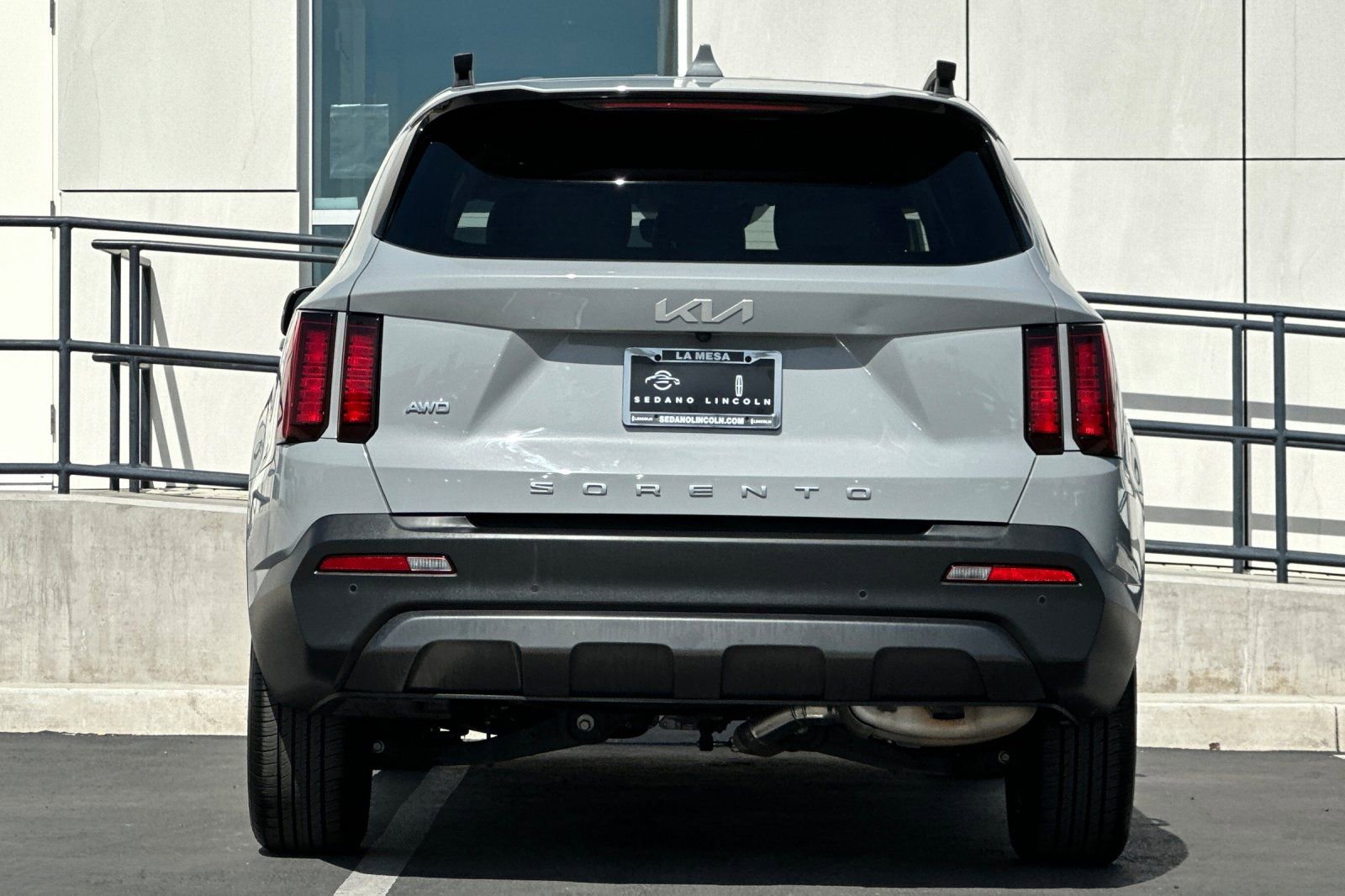 Used 2022 Kia Sorento S image 4