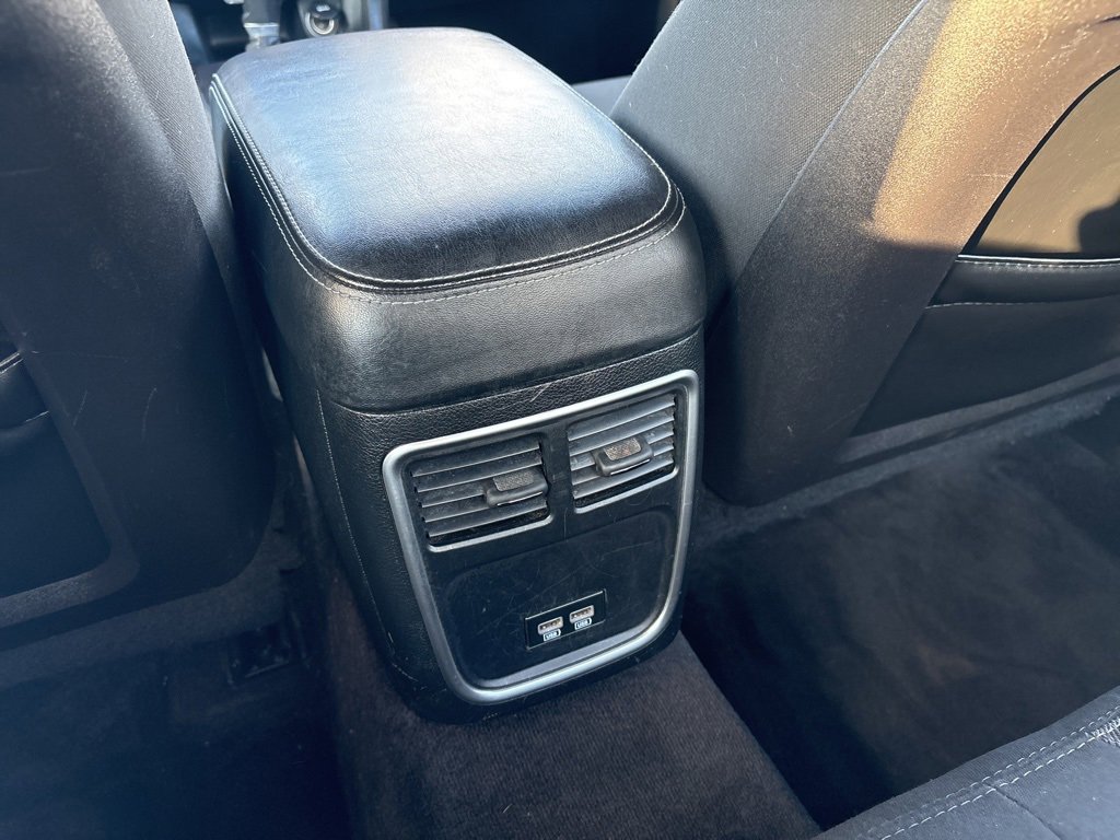 Used 2018 Dodge Charger SXT image 24