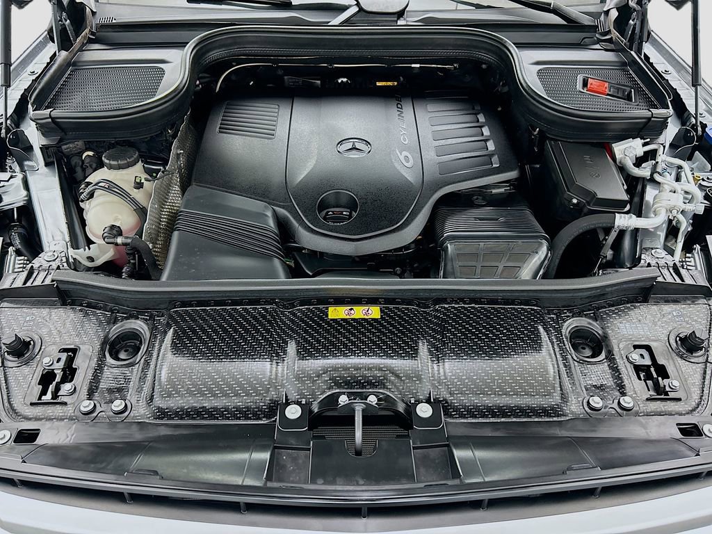 Certified 2025 Mercedes-Benz GLS 450 4MATIC image 28