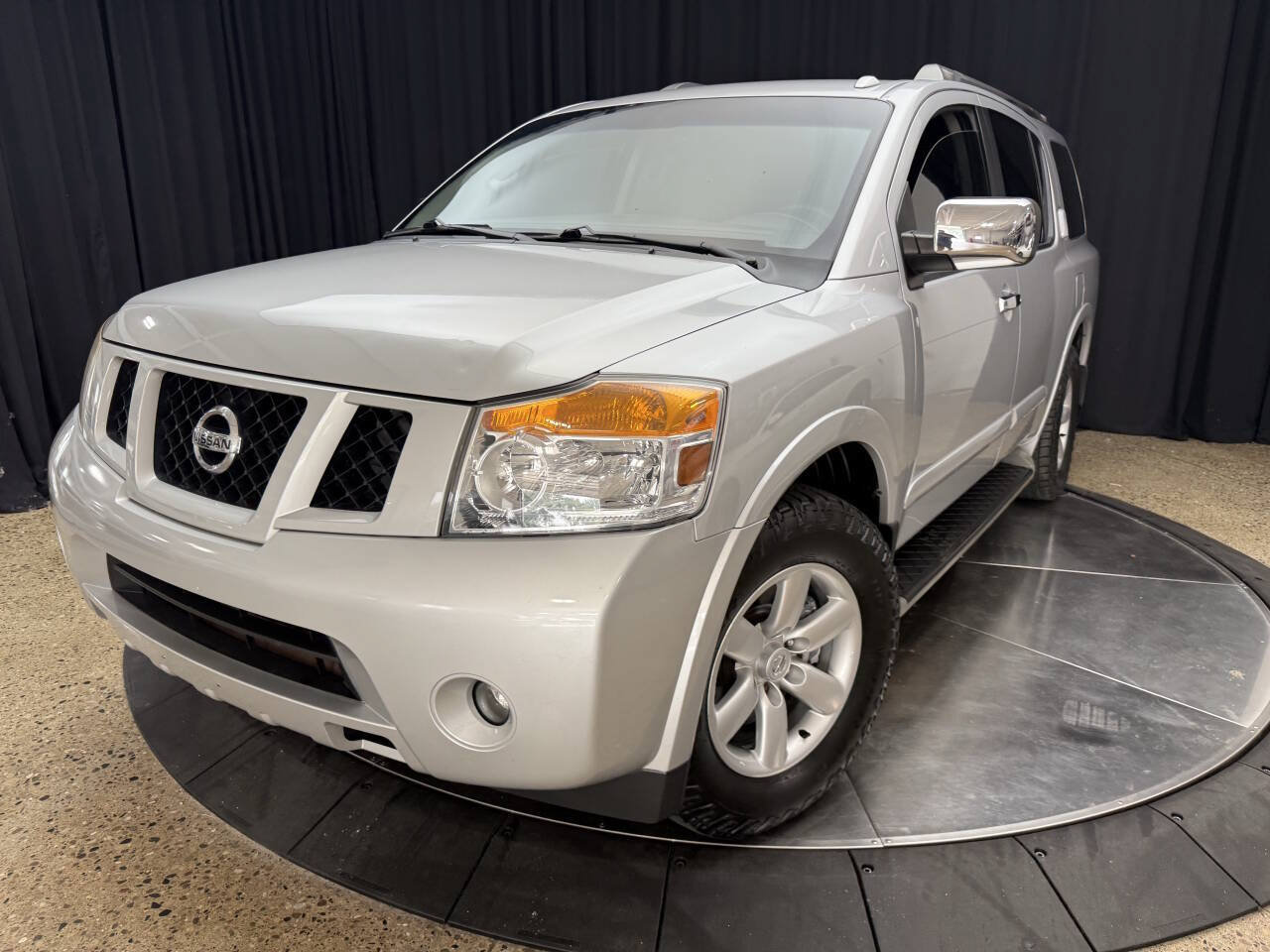 Used 2012 Nissan Armada SV AWD/4WD image 3
