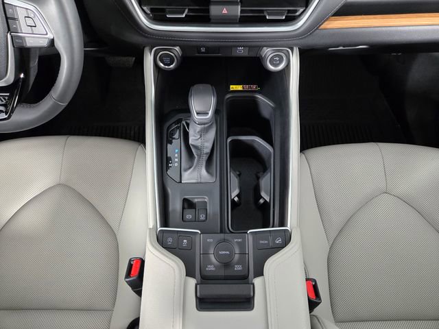 Used 2026 Toyota Grand Highlander AWD image 26
