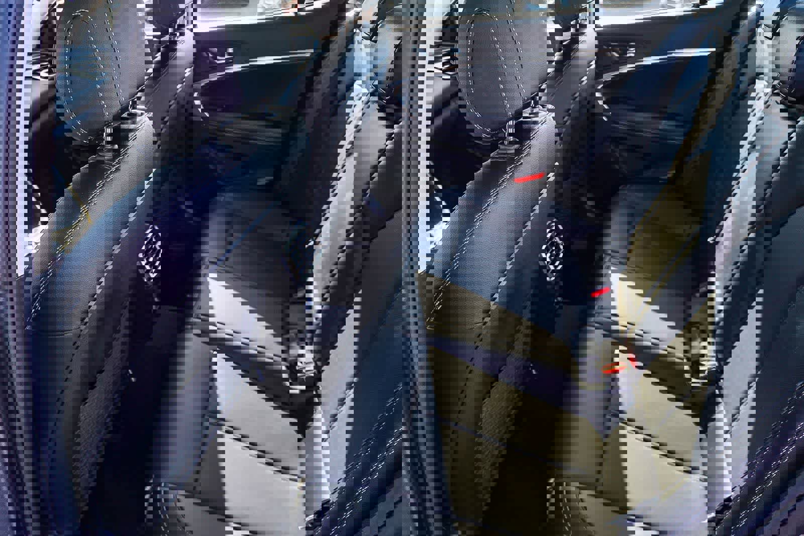 Used 2026 Genesis G70 2.5T image 20