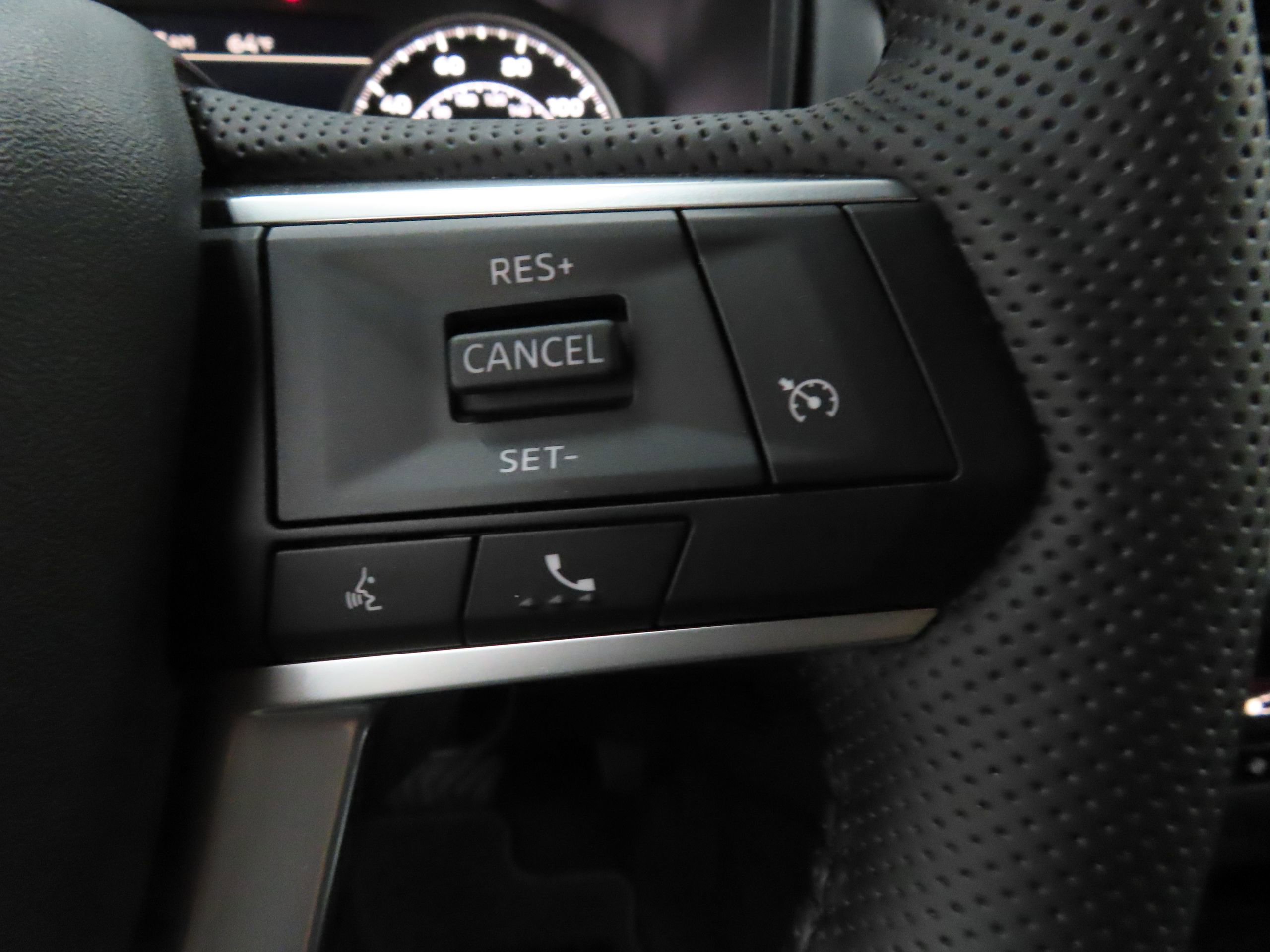 New 2026 Mitsubishi Outlander LE FWD image 13