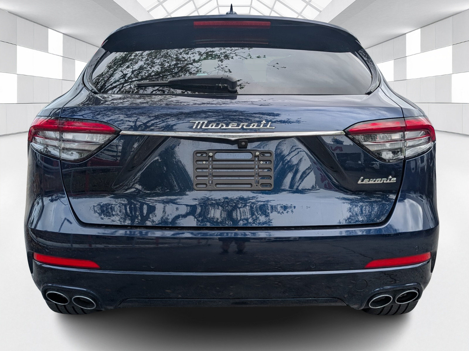 Used 2022 Maserati Levante GT AWD/4WD image 6