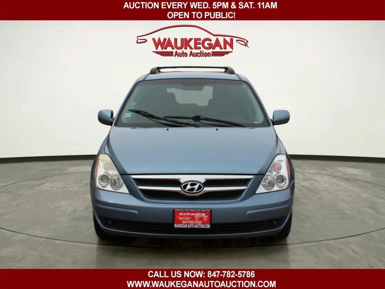Used 2008 Hyundai Entourage GLS FWD image 2