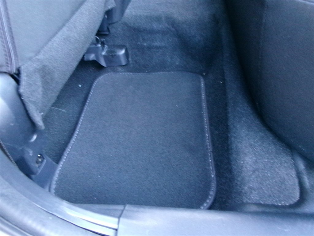 Used 2016 Mitsubishi Lancer ES image 25