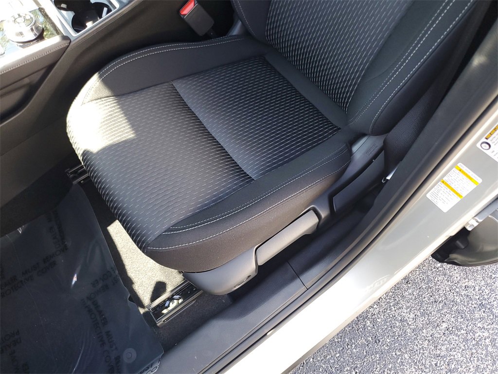 New 2025 Mitsubishi Outlander ES image 21