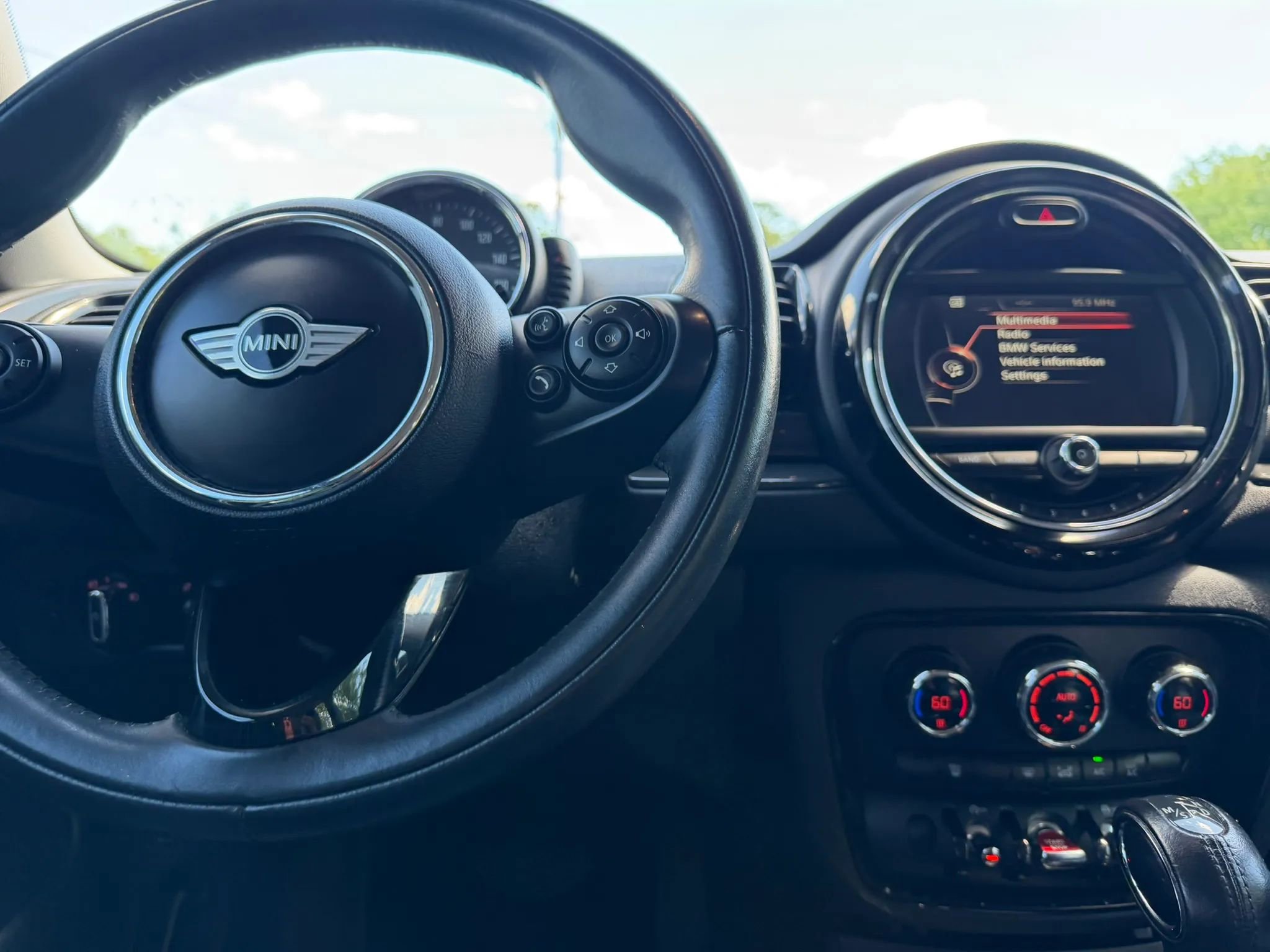 Used 2016 MINI Cooper Clubman FWD image 33