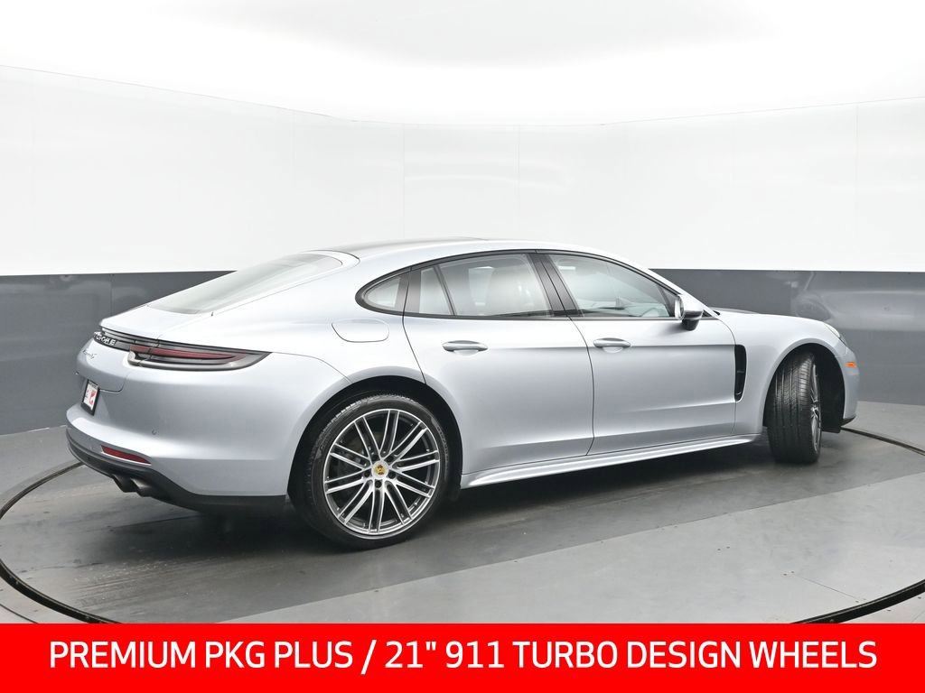 Used 2017 Porsche Panamera 4S AWD/4WD image 3