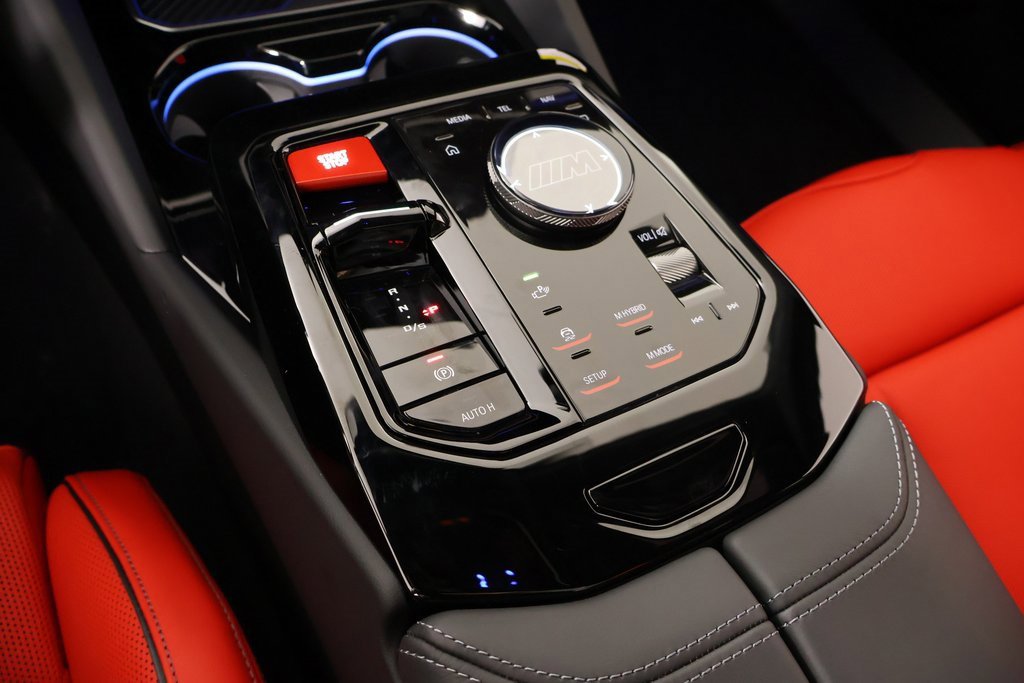 New 2026 BMW M5 w/ Executive Package image 8