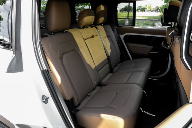 New 2026 Land Rover Defender 110 S AWD/4WD image 41